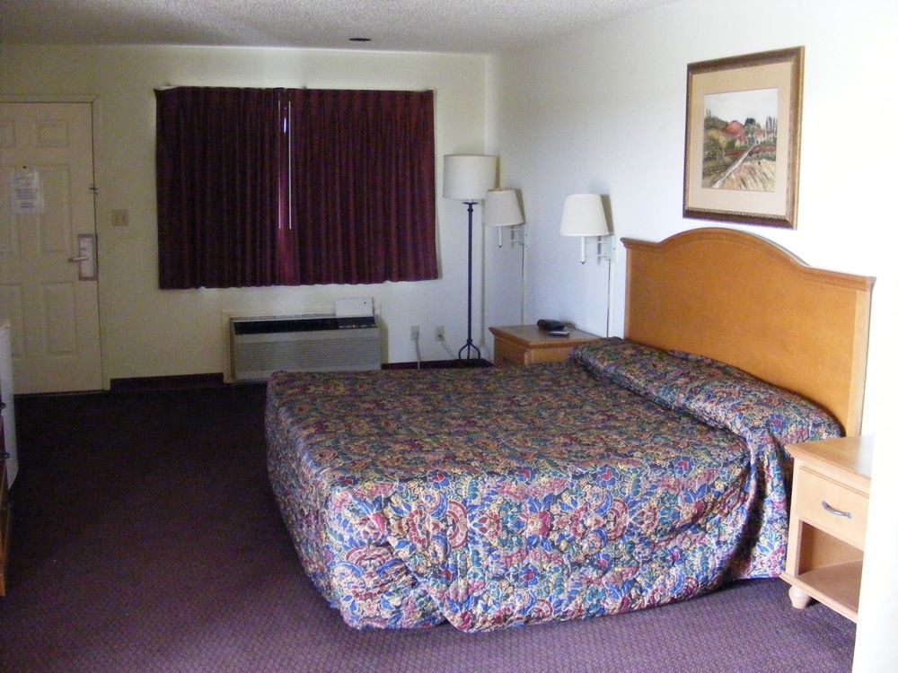 Americas Best Value Inn Lockhart Tx Exterior photo